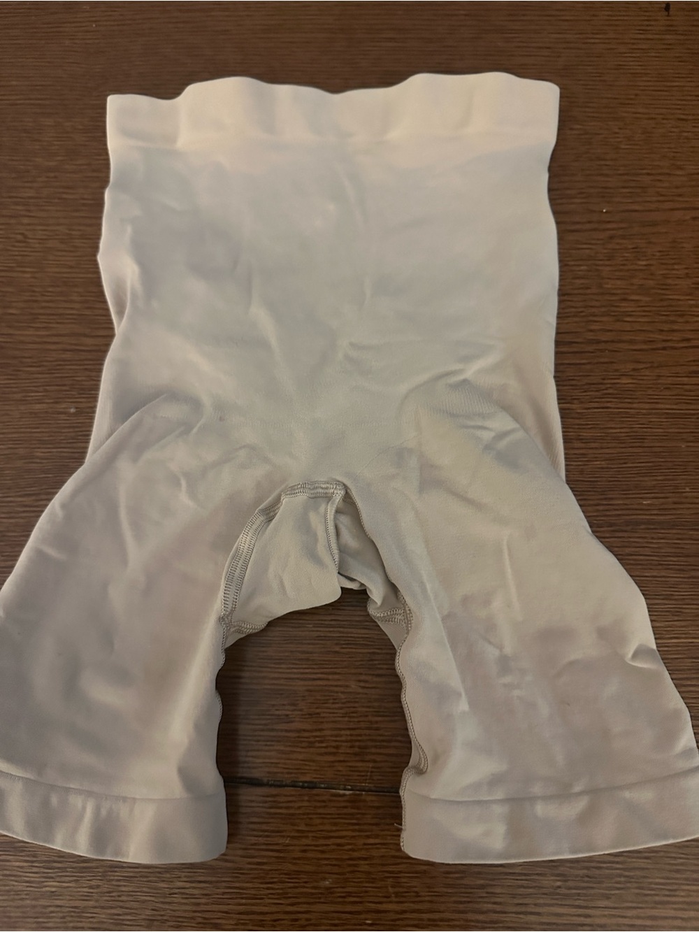 SKIMS Nude Seamless Shaping Shorts